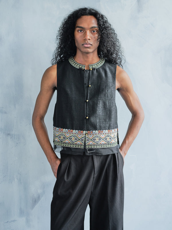 MIAO XIU XIANG YUN SHA VEST