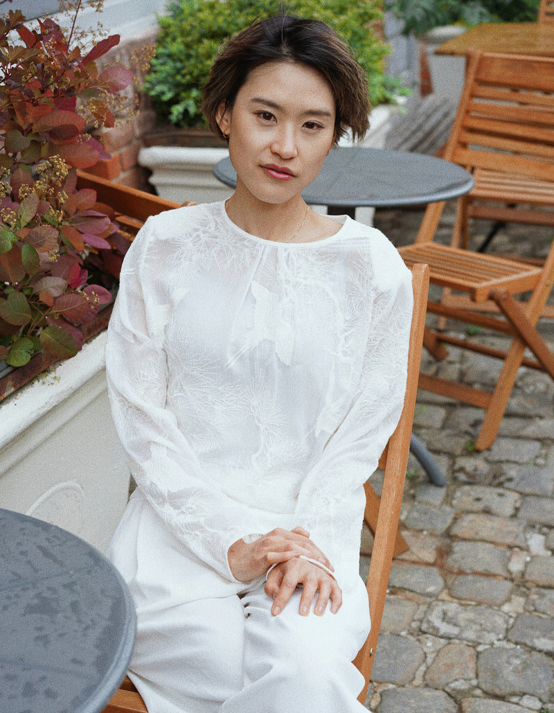 PINE AND CRANE EMBROIDERED BLOUSE